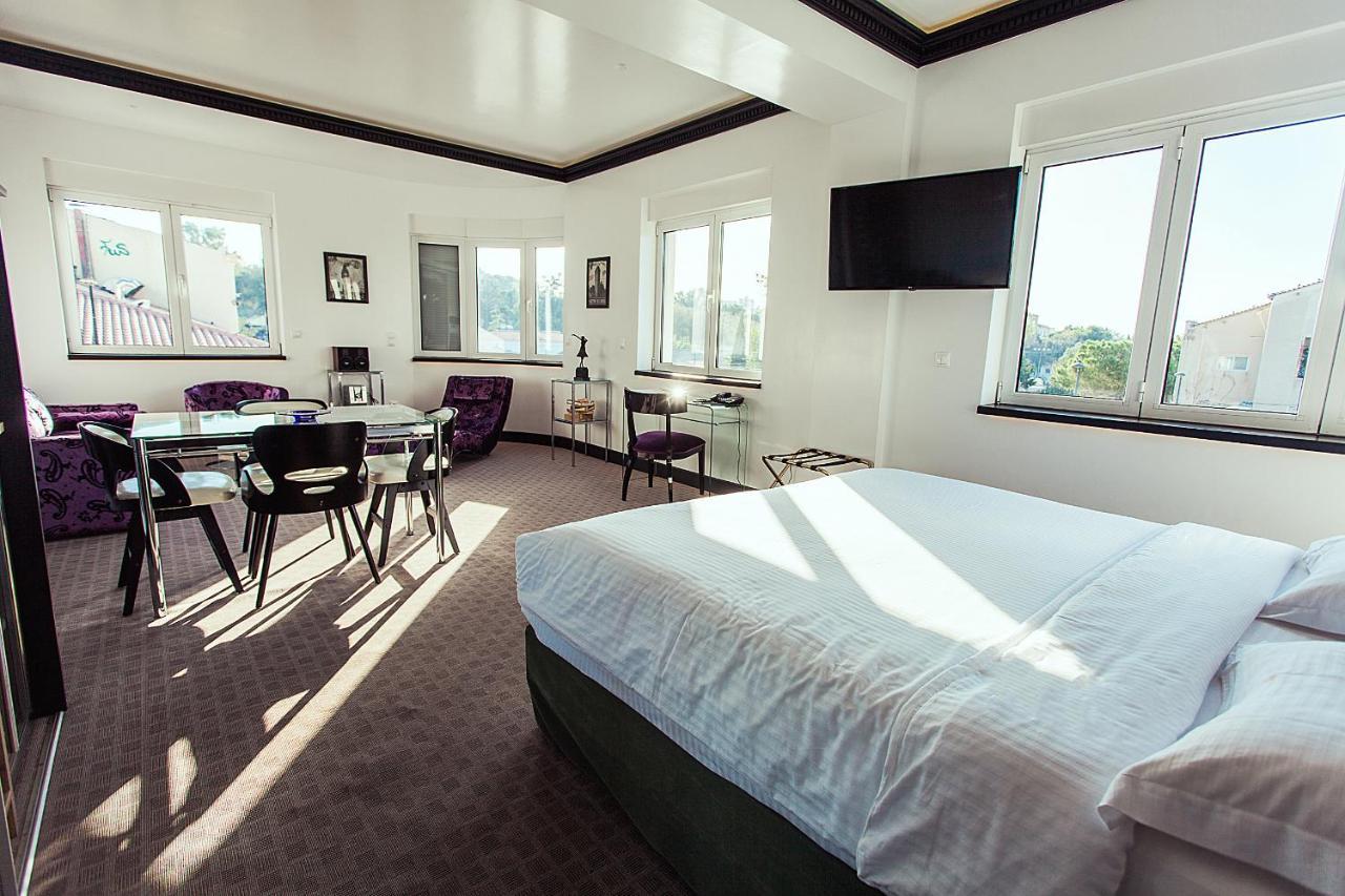 Andromeda Downtown Suites เอเธนส์ ภายนอก รูปภาพ